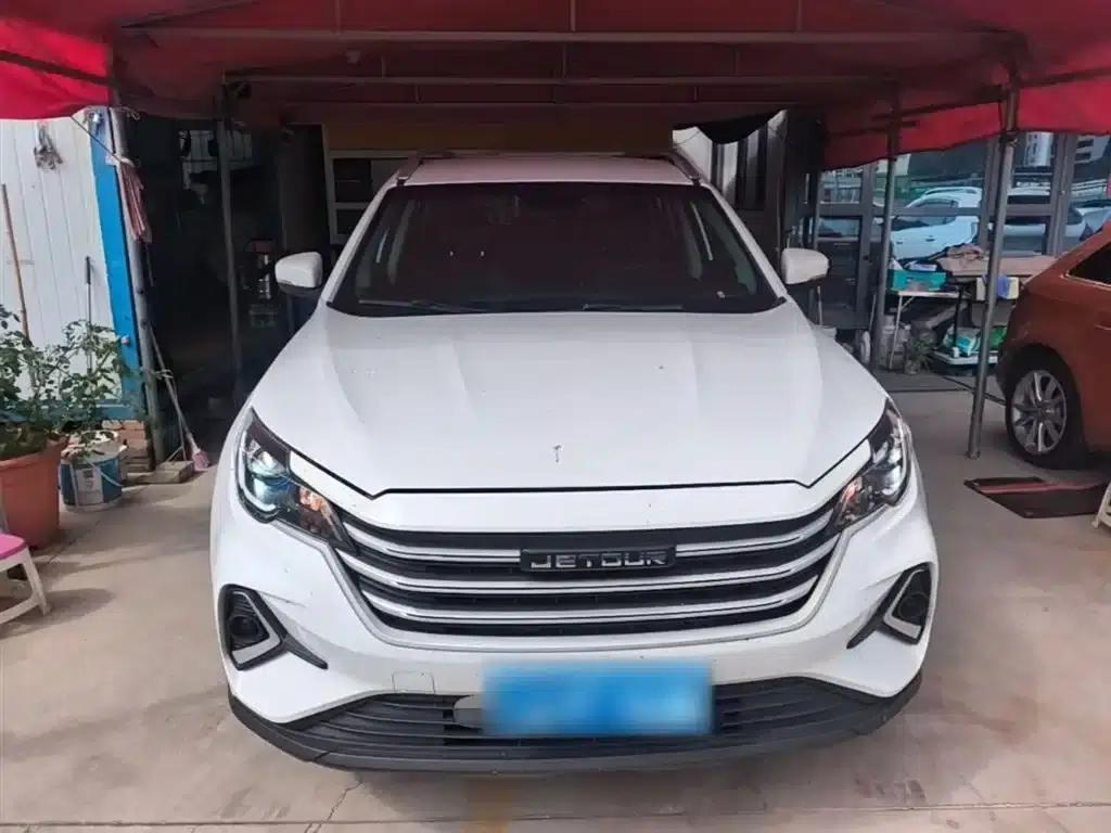 Jetour X70M 2022 1.5T Manual Avant-garde Partner 7-seater — миниатюра 3