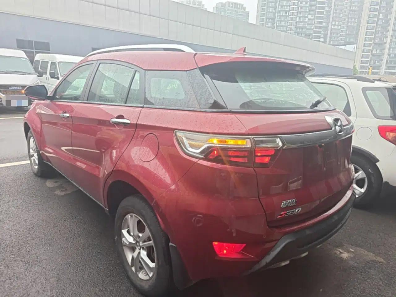 Used JMC Yusheng S330 2016 1.5L GTDi Automatic Two-Wheel Drive Comfort Edition — миниатюра 4