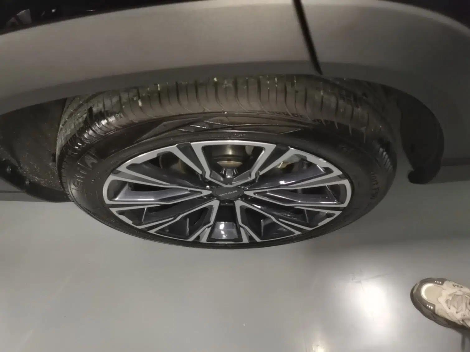 Used JETOUR X90 PRO 2024 2.0T DCT Prestige 7-Seater — миниатюра 11
