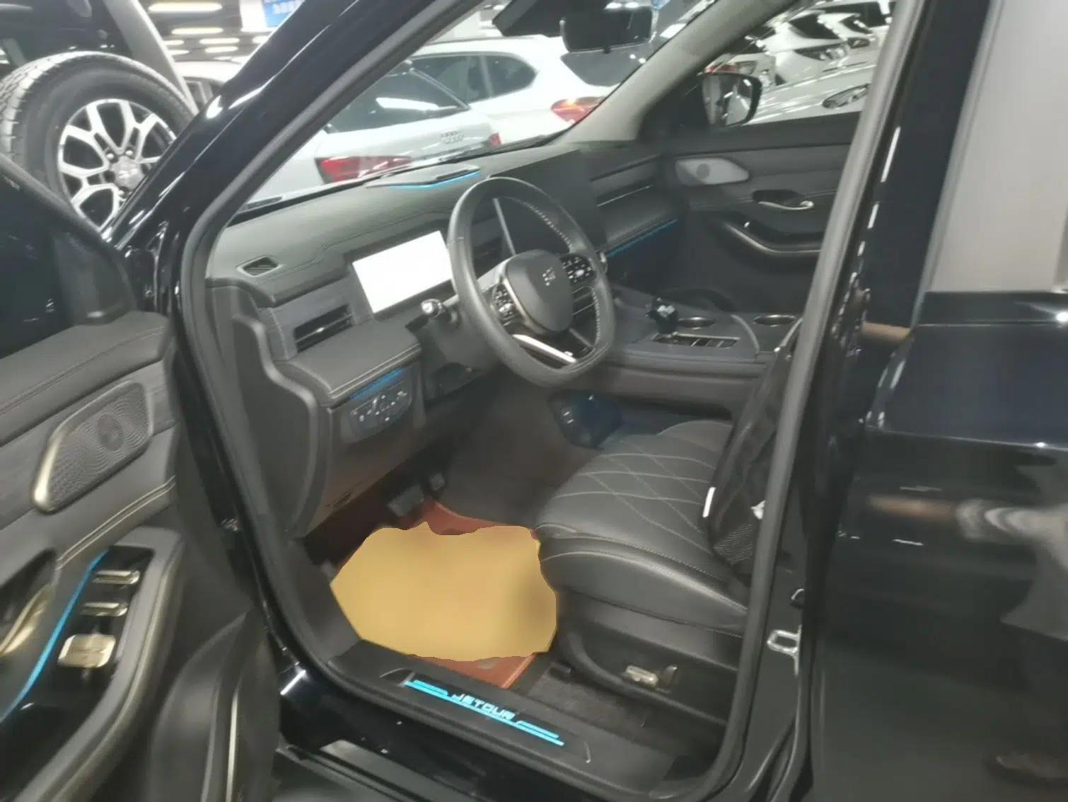 Used JETOUR X90 PRO 2024 2.0T DCT Prestige 7-Seater — миниатюра 17
