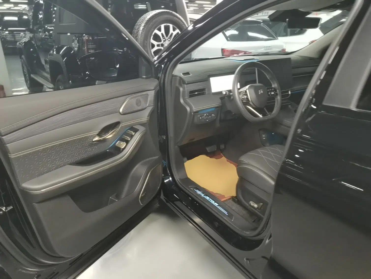 Used JETOUR X90 PRO 2024 2.0T DCT Prestige 7-Seater — миниатюра 18