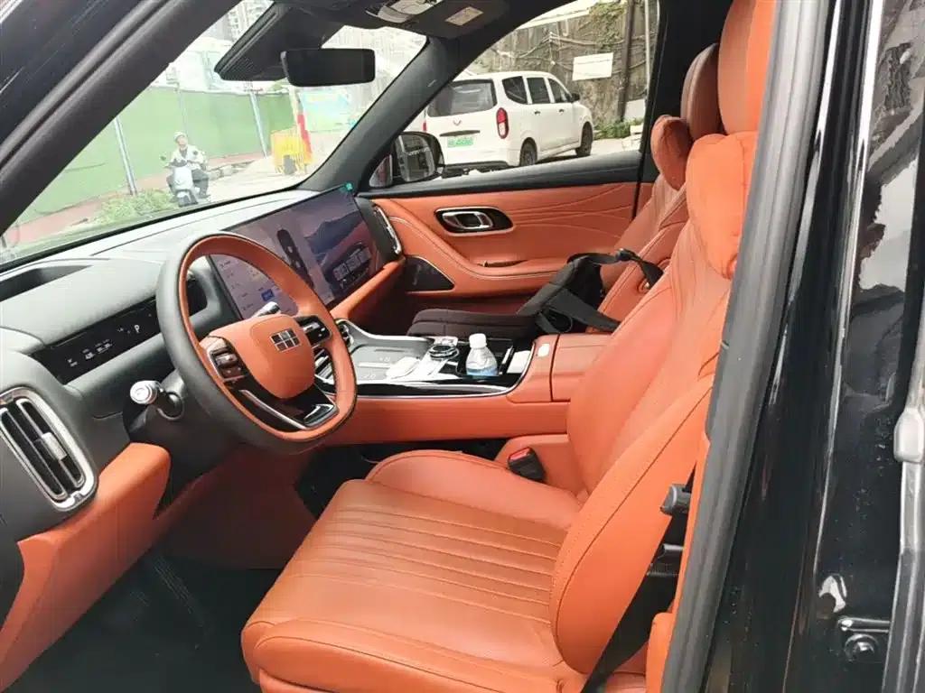 Galaxy M9 2025 210km/h AWD Navigator Edition — миниатюра 15