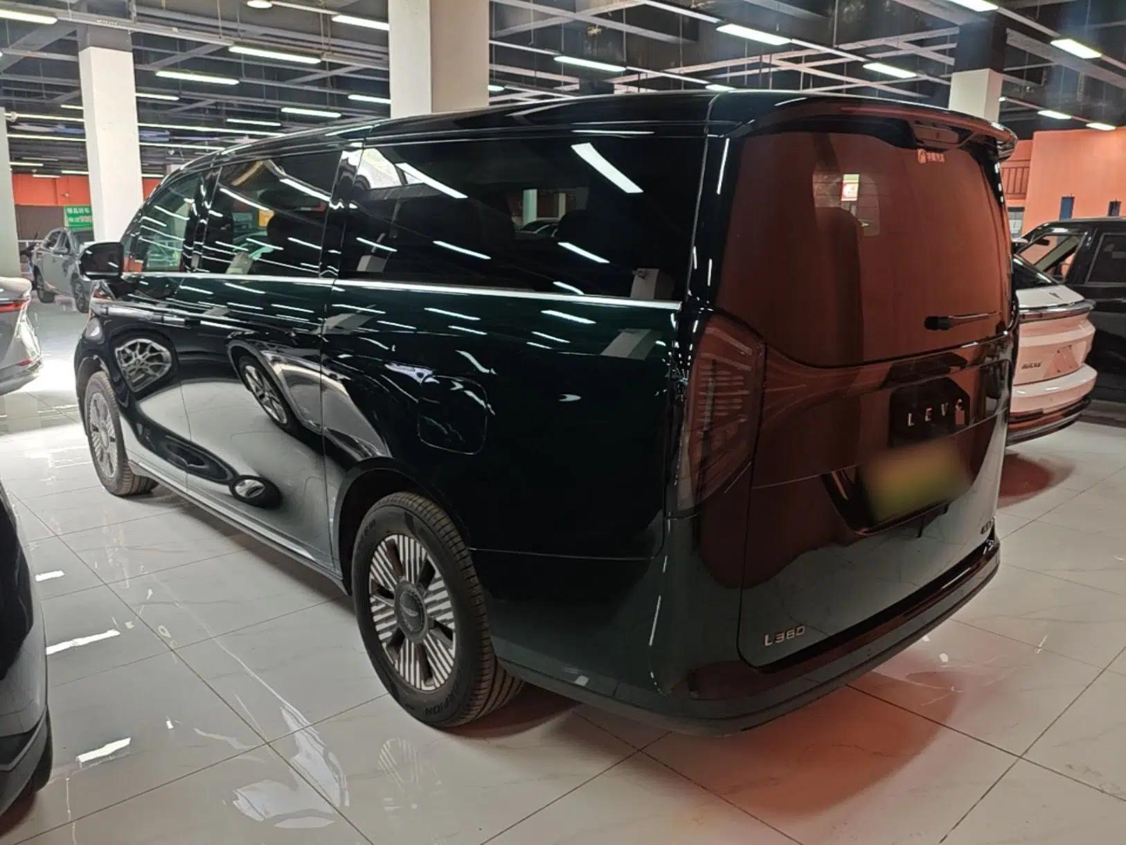 Used Geely Galaxy LEVC L380 2024 100 kWh 6-Seater Two-Wheel Drive Air — миниатюра 4