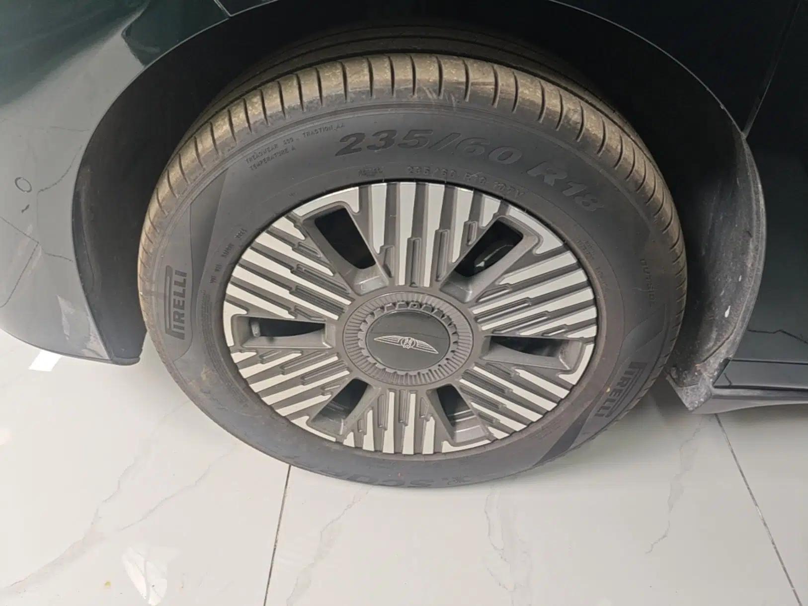 Used Geely Galaxy LEVC L380 2024 100 kWh 6-Seater Two-Wheel Drive Air — миниатюра 10