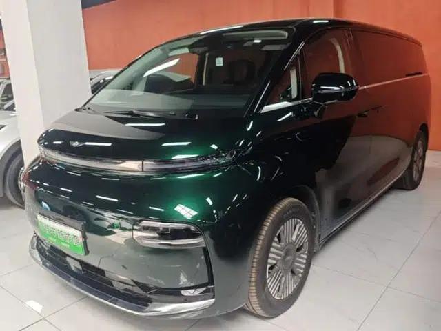 Used Geely Galaxy LEVC L380 2024 100 kWh 6-Seater Two-Wheel Drive Air
