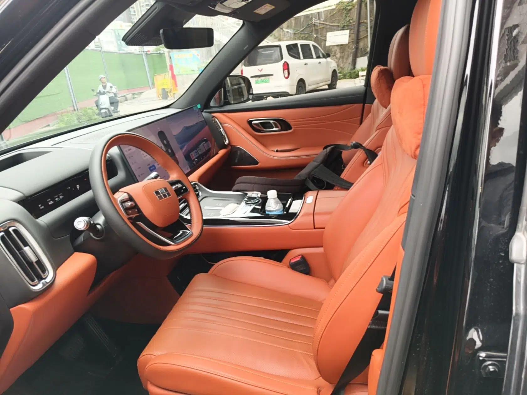 Used Geely Galaxy M9 2025 Model 210km Four-Wheel-Drive Leading Edition — миниатюра 17