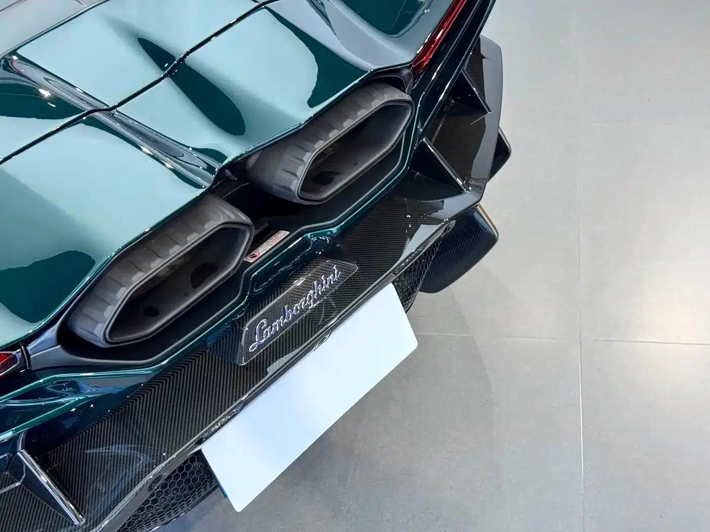 Revuelto 2023 6.5L PHEV Standard Edition — миниатюра 4