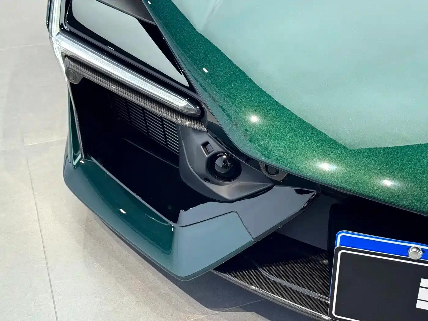 Revuelto 2023 6.5L PHEV Standard Edition — миниатюра 6