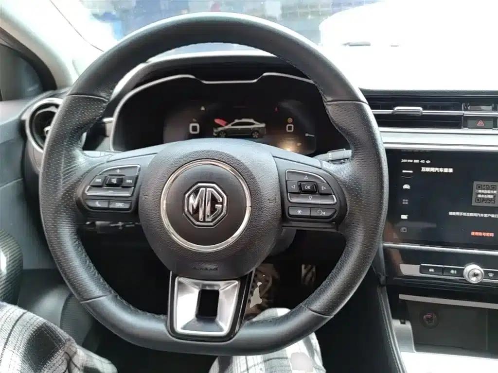 MG6 PHEV 2018 45T E-DRIVE Intelligent Hybrid Premium Internet Edition — миниатюра 11