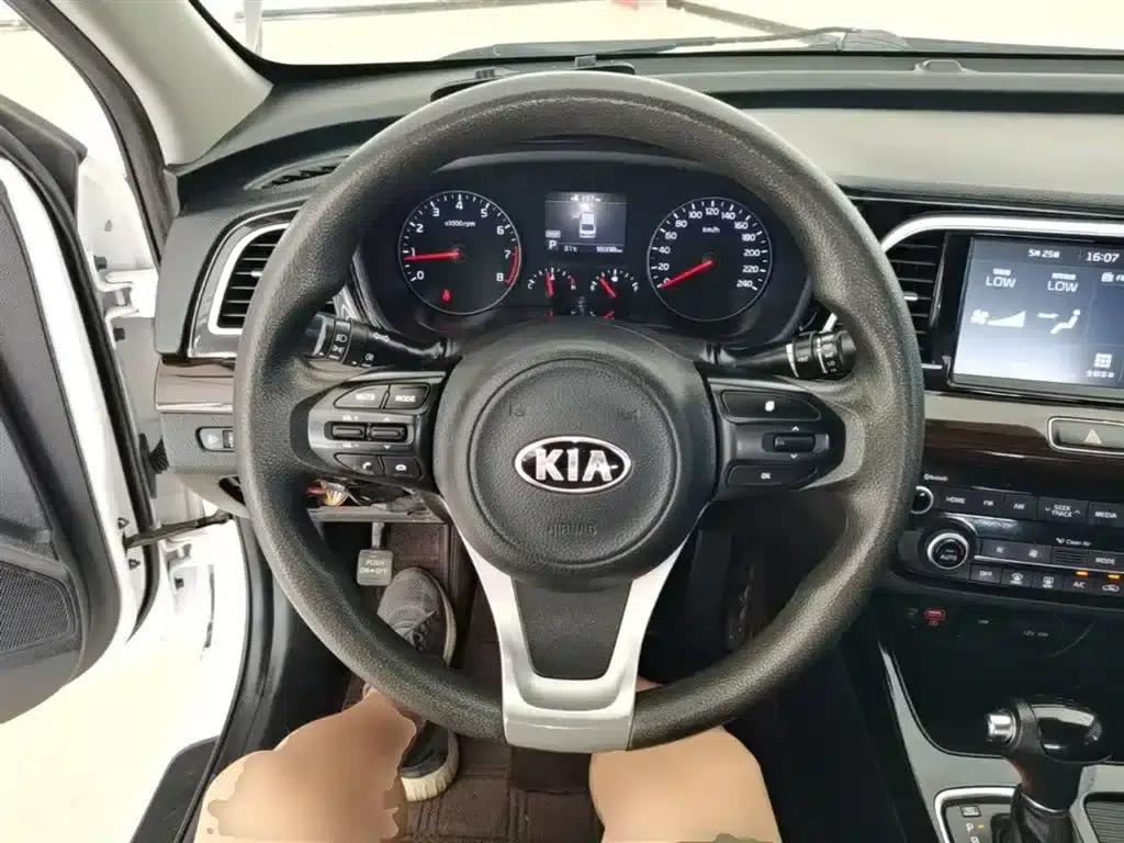 K5 2017 1.8L Automatic GLS — миниатюра 11