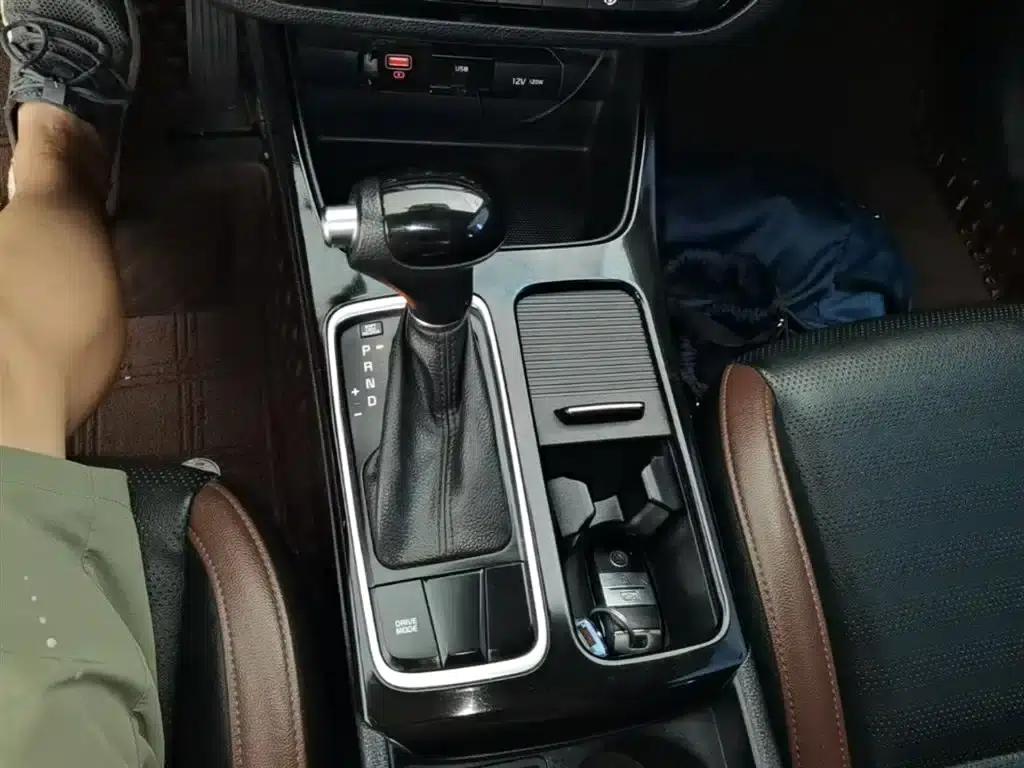 K5 2017 1.8L Automatic GLS — миниатюра 14