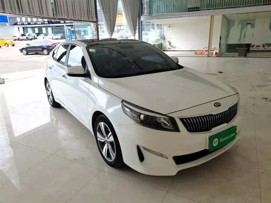 K5 2017 1.8L Automatic GLS — миниатюра 4