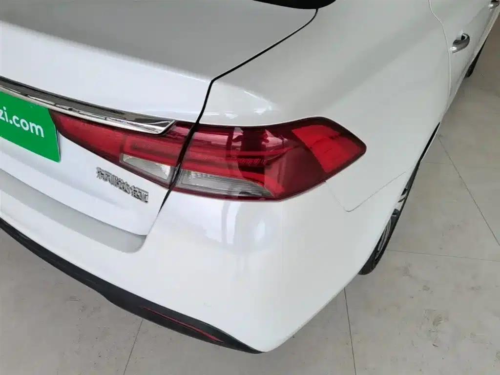 K5 2017 1.8L Automatic GLS — миниатюра 8