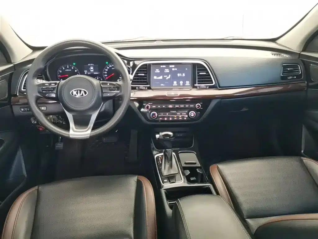 K5 2017 1.8L Automatic GLS — миниатюра 10