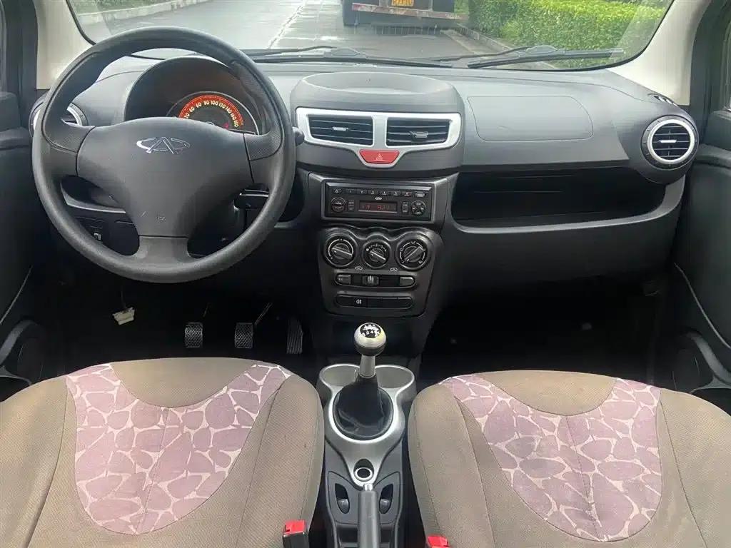 Chery QQ 2013 1.0L Manual Vitality Edition — миниатюра 9