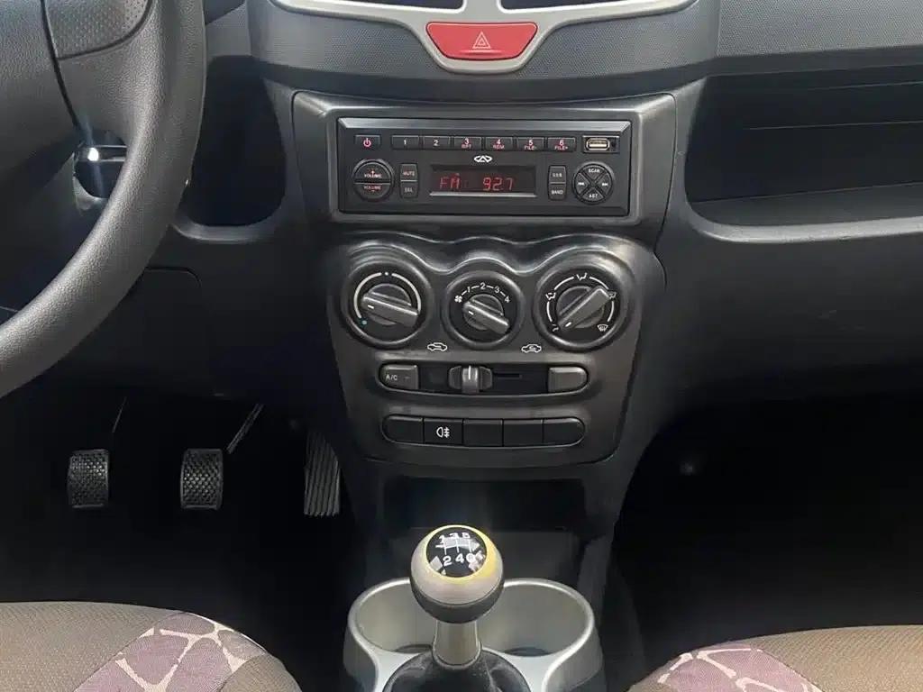 Chery QQ 2013 1.0L Manual Vitality Edition — миниатюра 10