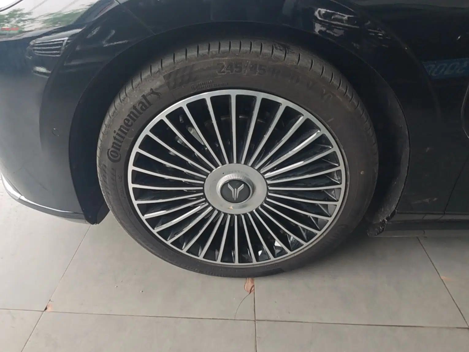 Used VOYAH Lantu Chiguang L 2026 Four-Wheel-Drive Ultra — миниатюра 10