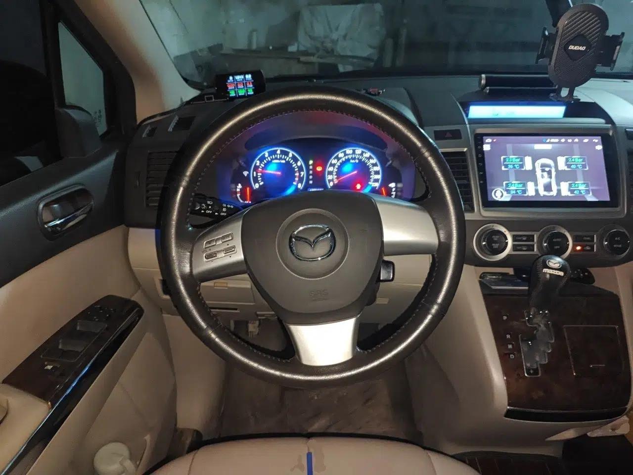 Used Mazda 8 2011 2.3L Deluxe Edition — миниатюра 10
