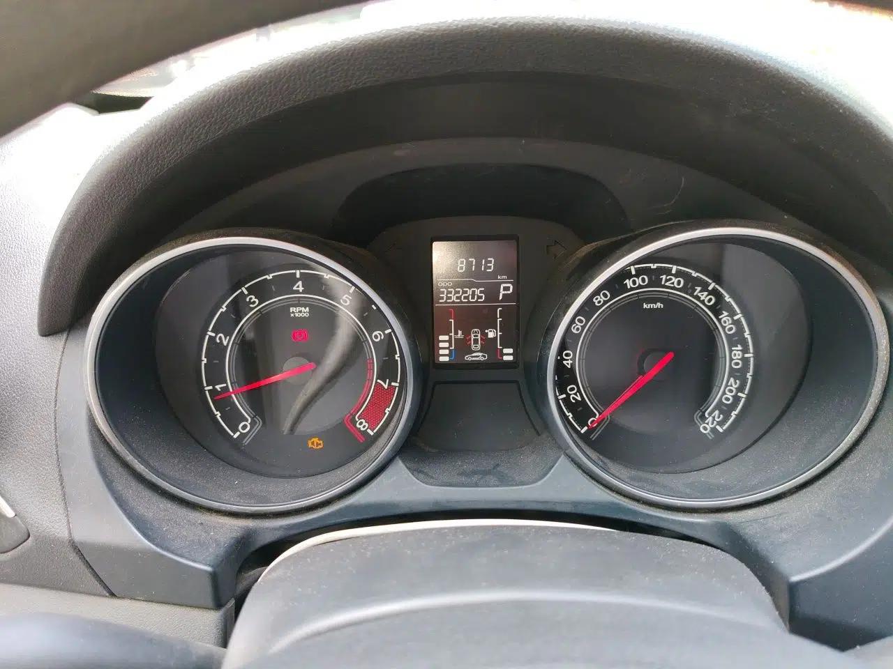 Used MG GT 2016 1.5T Automatic Value-Added Luxury Edition — миниатюра 11