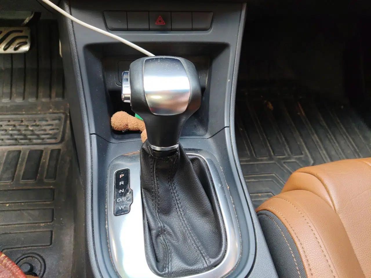 Used MG GT 2016 1.5T Automatic Value-Added Luxury Edition — миниатюра 14