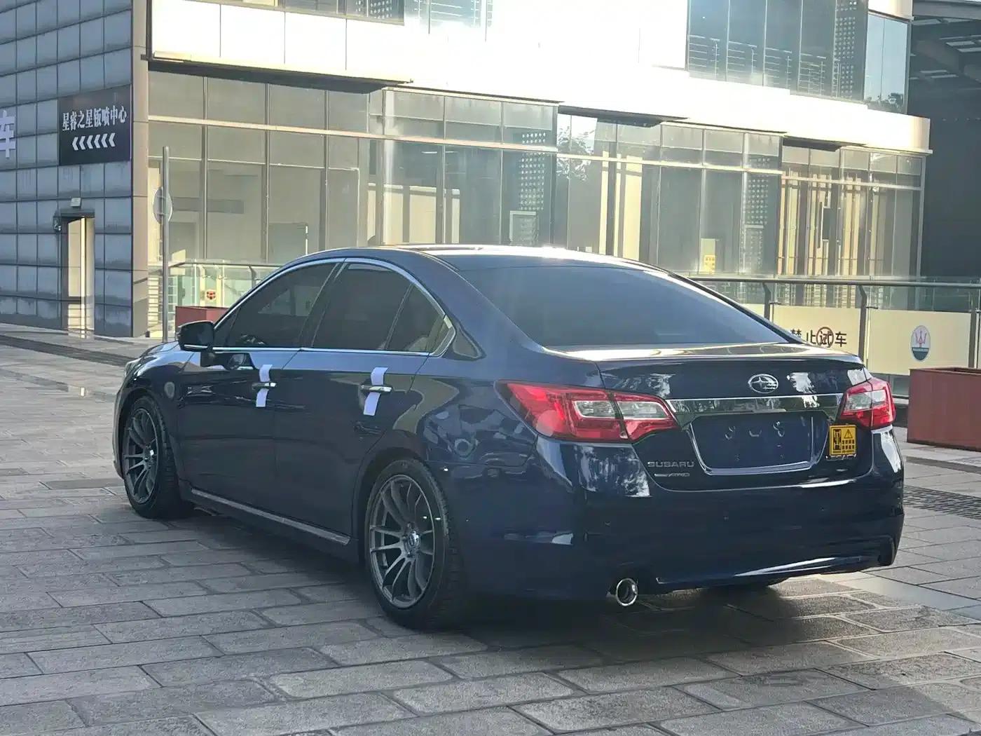 Legacy 2017 2.5i AWD Glory Edition EyeSight — миниатюра 7