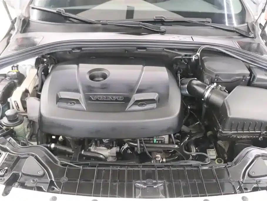 2018 Volvo S60 Plug-in Hybrid, S60L E-Drive Hybrid T6 Entry Edition — миниатюра 18