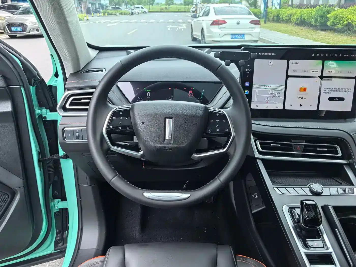 Macchiato DHT-PHEV 2021 1.5L Special Edition — миниатюра 14