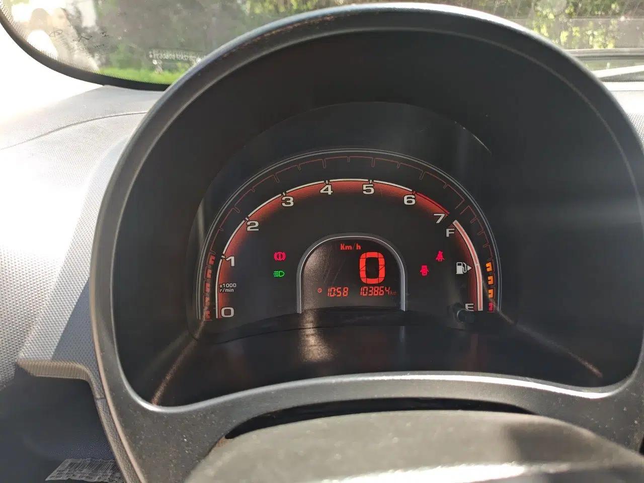 Used Chery QQ 2013 1.0L Manual Happy Edition — миниатюра 11