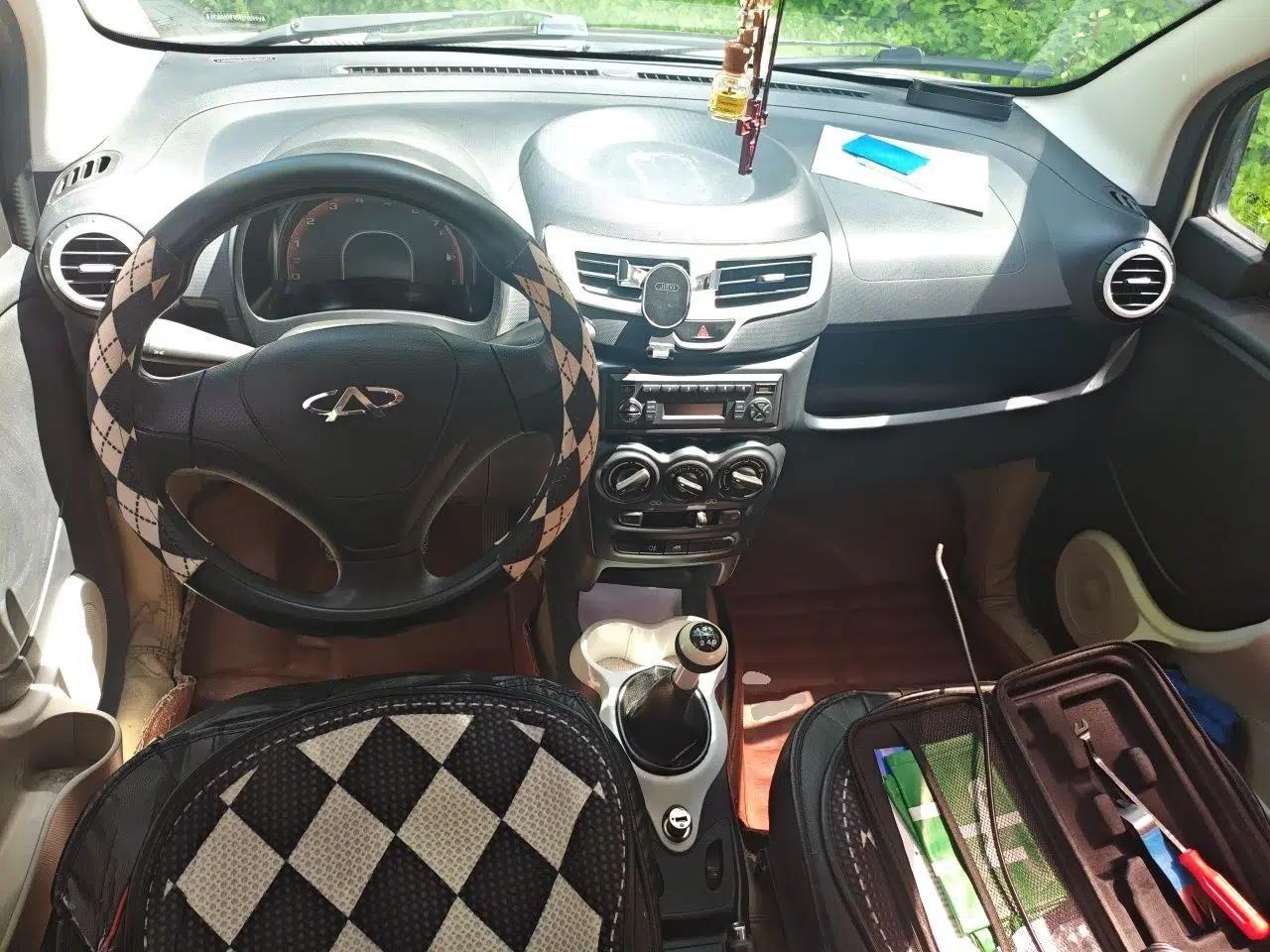 Used Chery QQ 2013 1.0L Manual Happy Edition — миниатюра 9