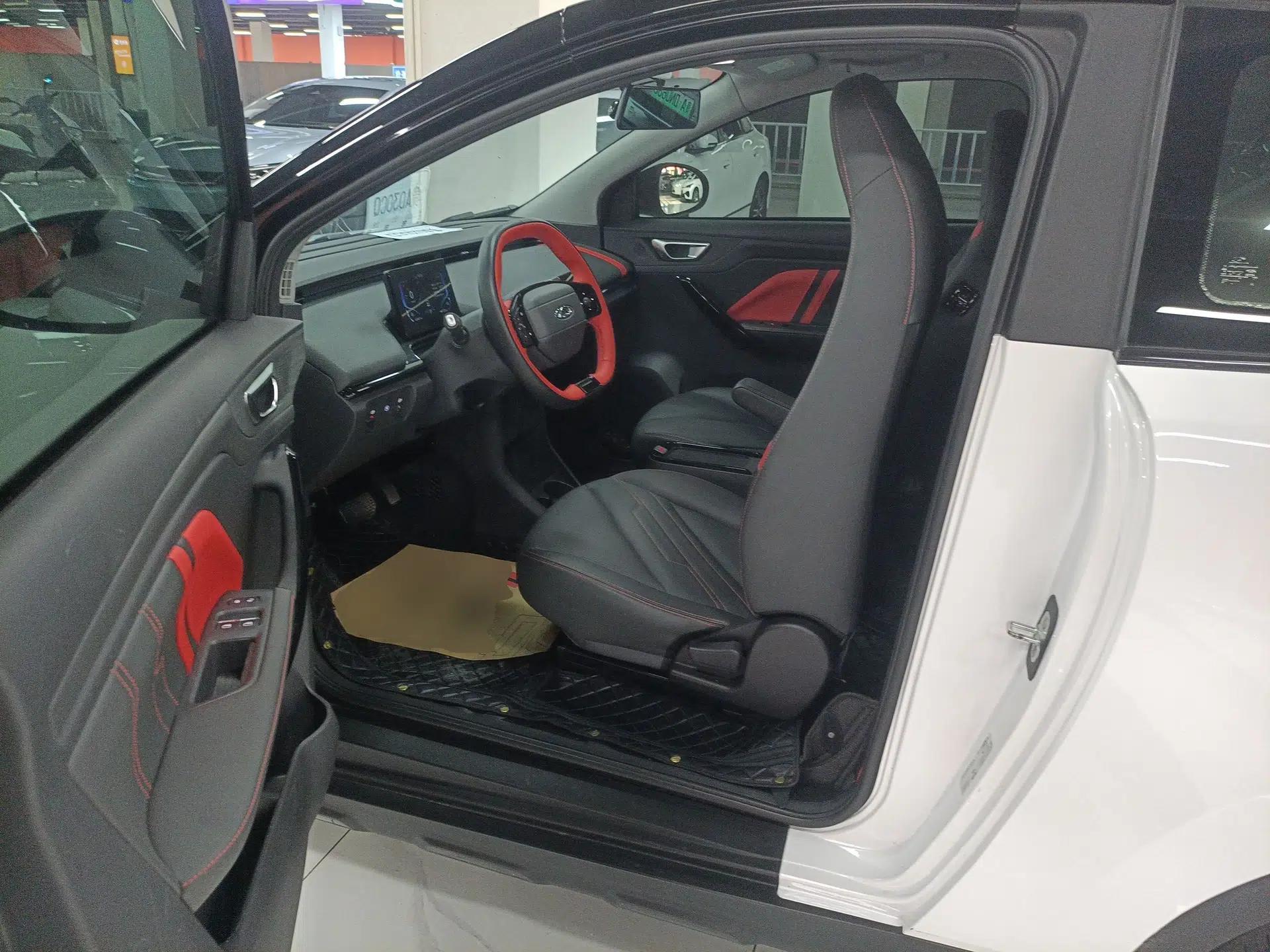 Used Chery New Energy Boundless Pro 2022 301km "WoW" Edition NMC Lithium Battery 30.6 kWh — миниатюра 18