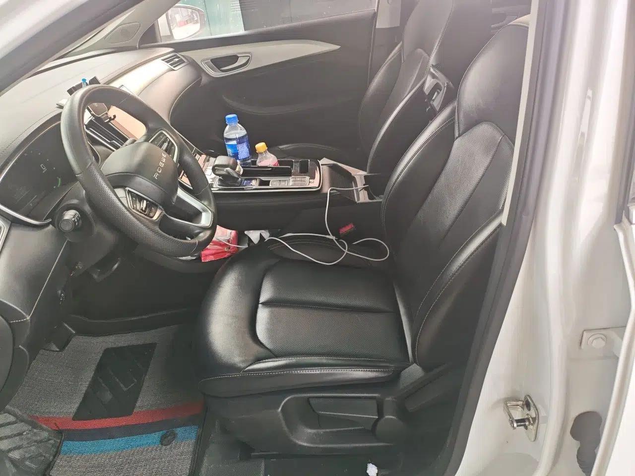 Used Roewe i6 MAX New Energy 2023 EV 420 Skyroof Special Edition — миниатюра 15