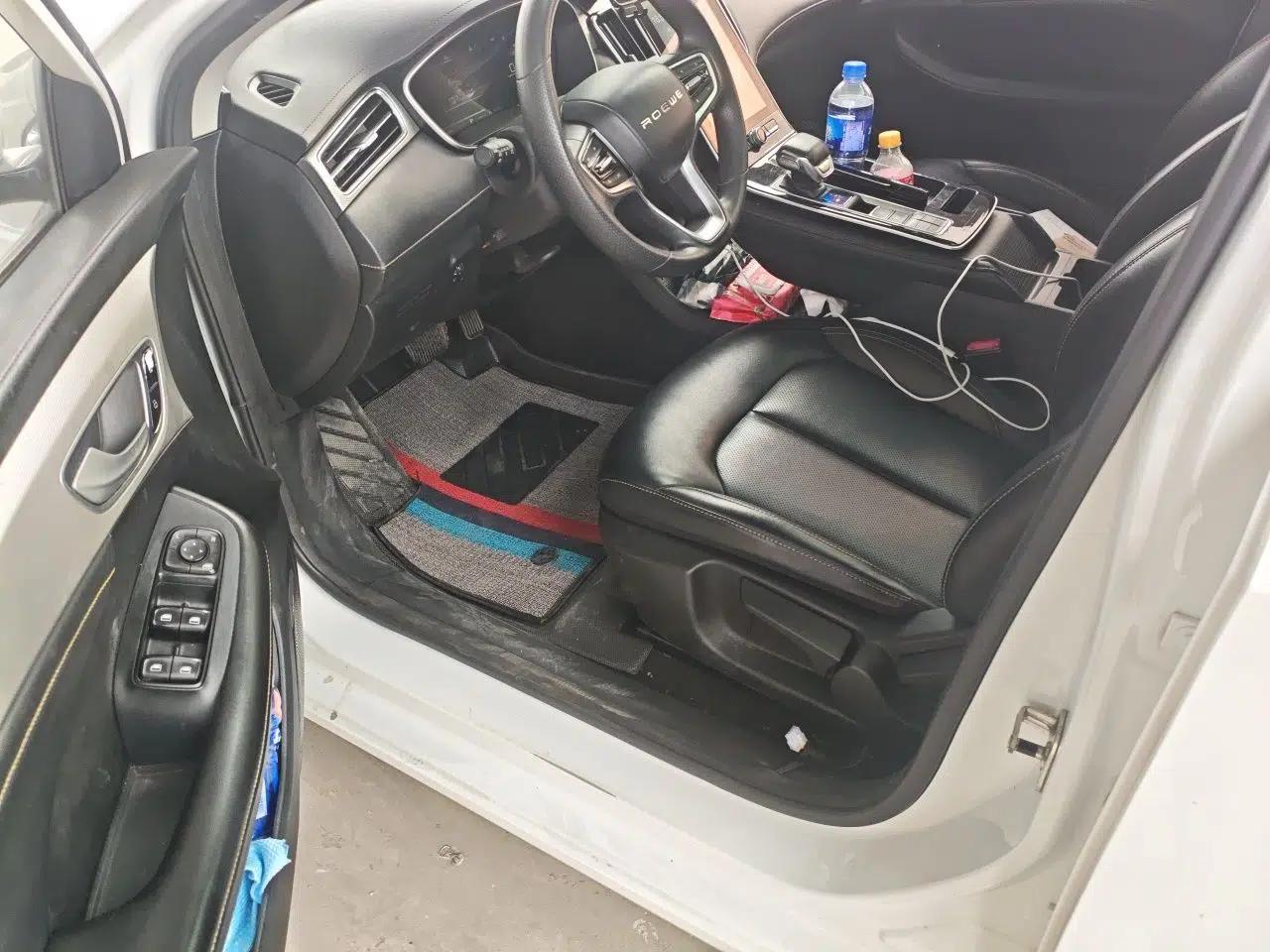 Used Roewe i6 MAX New Energy 2023 EV 420 Skyroof Special Edition — миниатюра 16