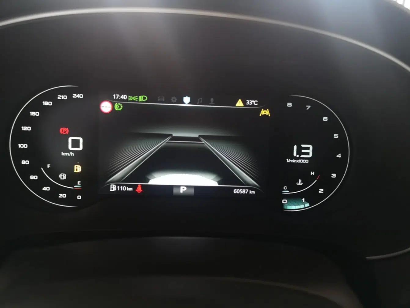Used Roewe i6 MAX 2020 300TGI Automatic "Swell Cool Smart Drive" Edition — миниатюра 19