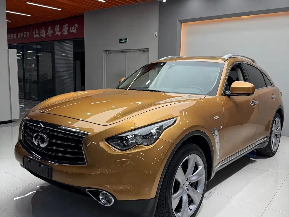 Infiniti QX70 2013 3.7L Standard Edition — миниатюра 3