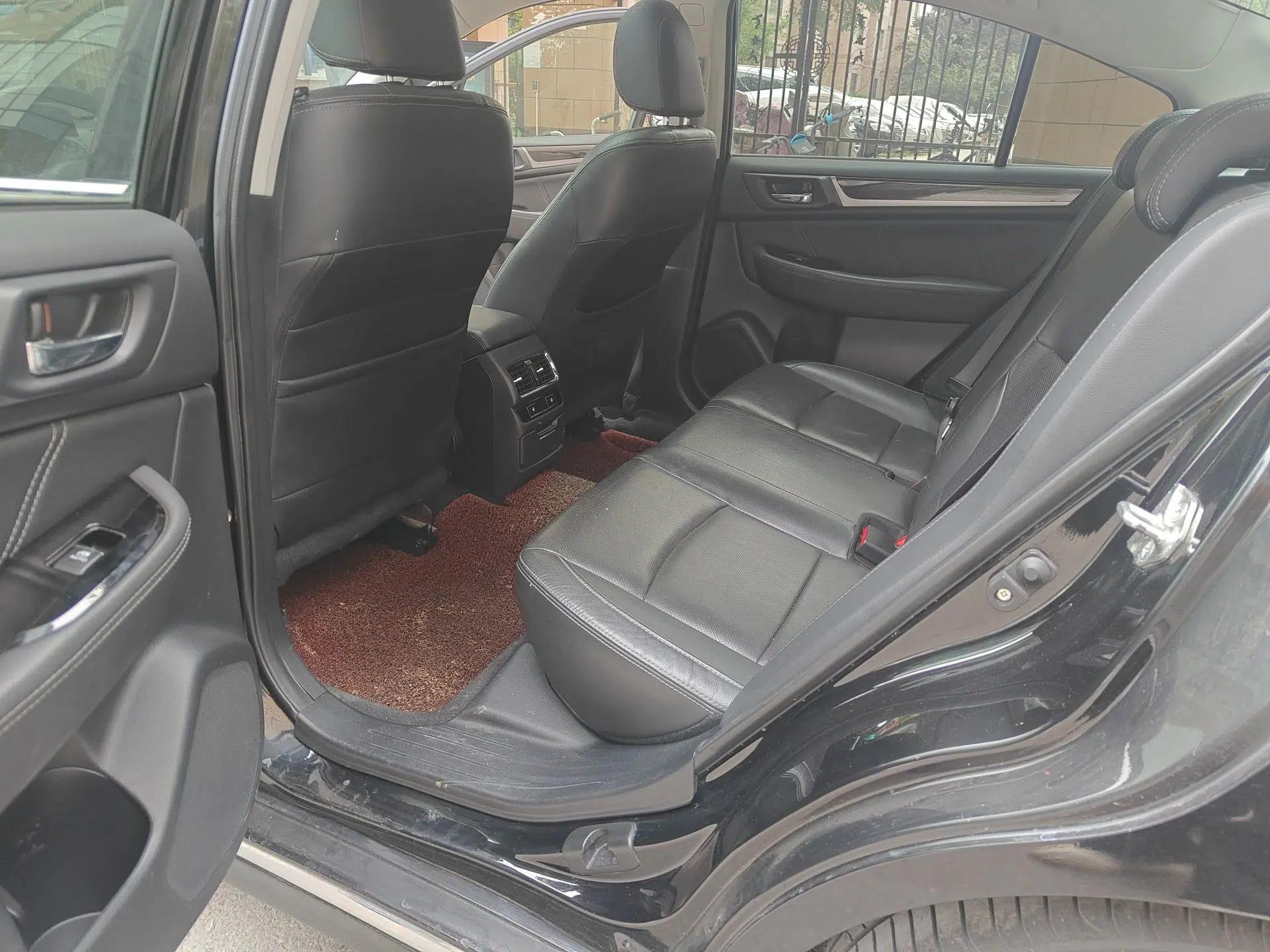 Used Subaru Legacy 2016 2.5i All-Wheel-Drive Glory Edition — миниатюра 20