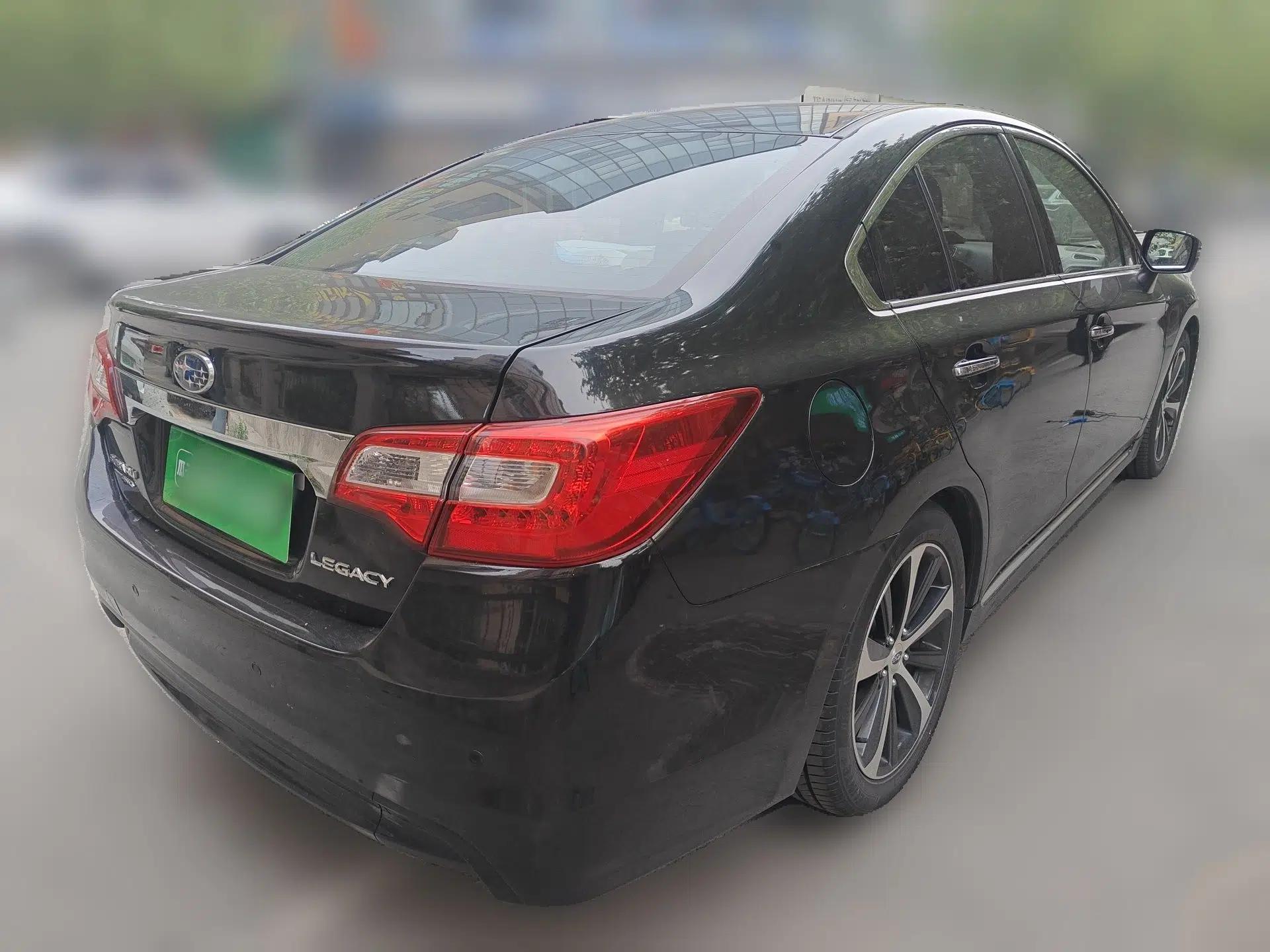 Used Subaru Legacy 2016 2.5i All-Wheel-Drive Glory Edition — миниатюра 6