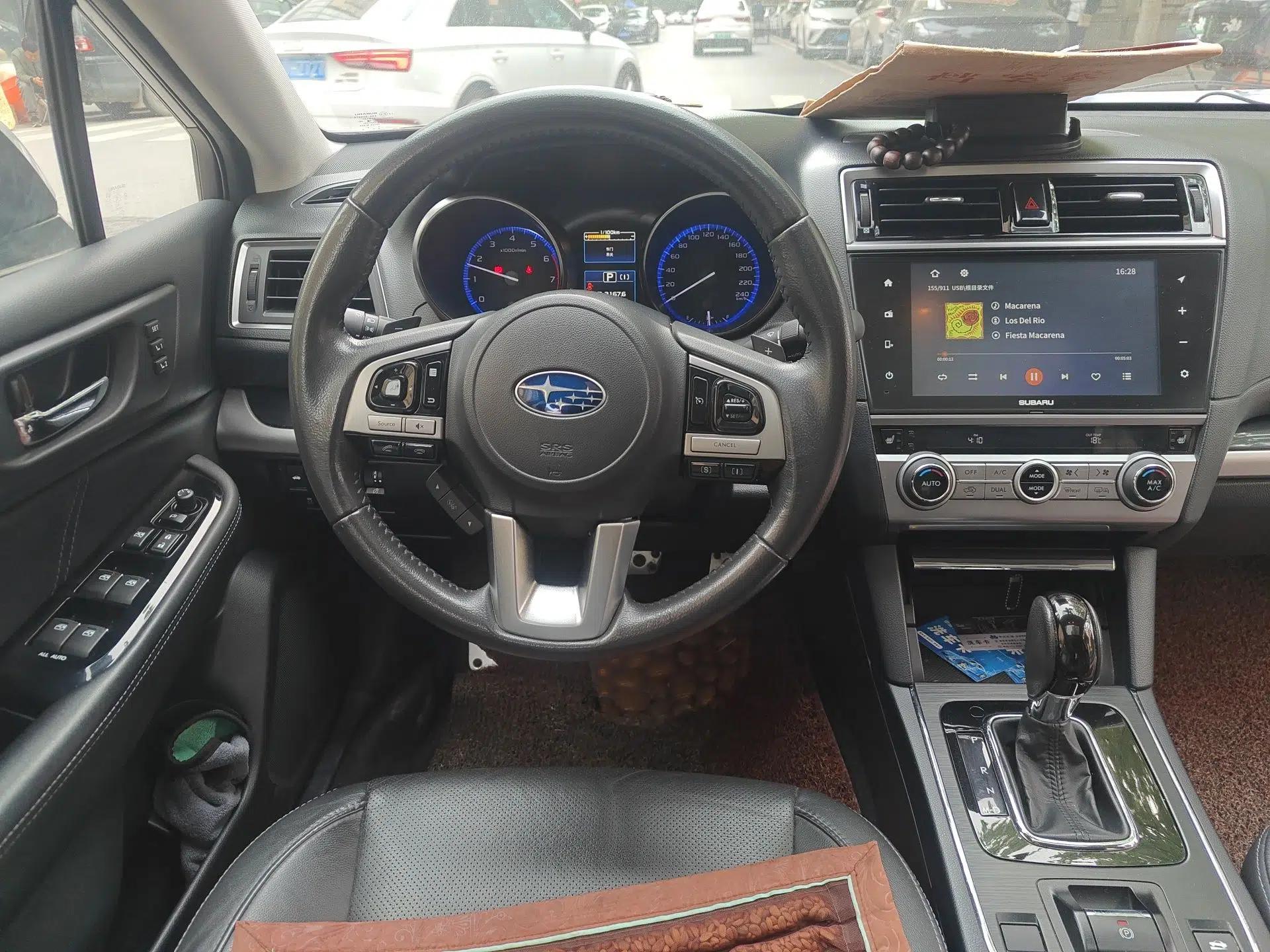 Used Subaru Legacy 2016 2.5i All-Wheel-Drive Glory Edition — миниатюра 9