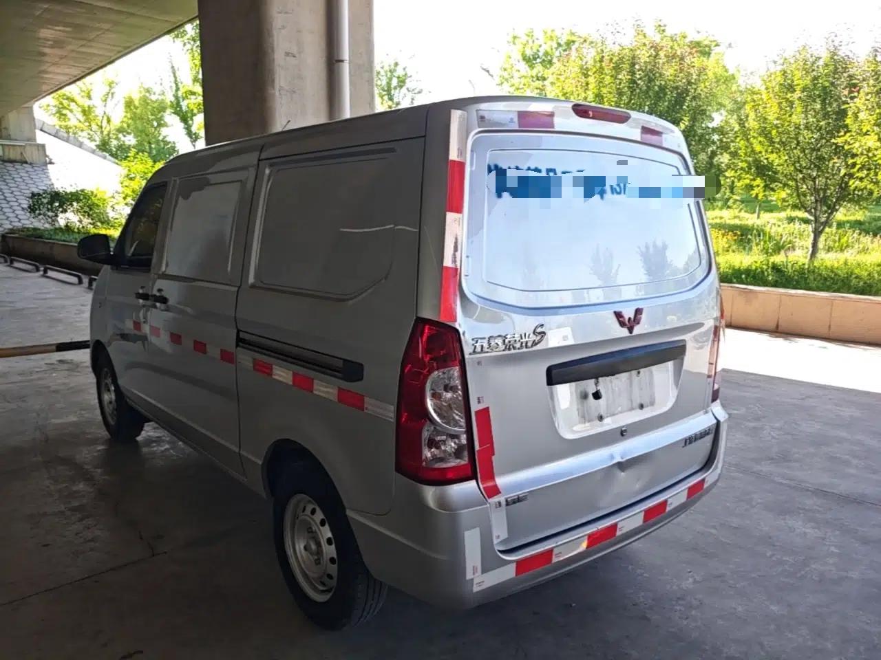Used Wuling Rongguang S 2023 1.5L Basic Enclosed-Window Vehicle 2 Seats — миниатюра 13