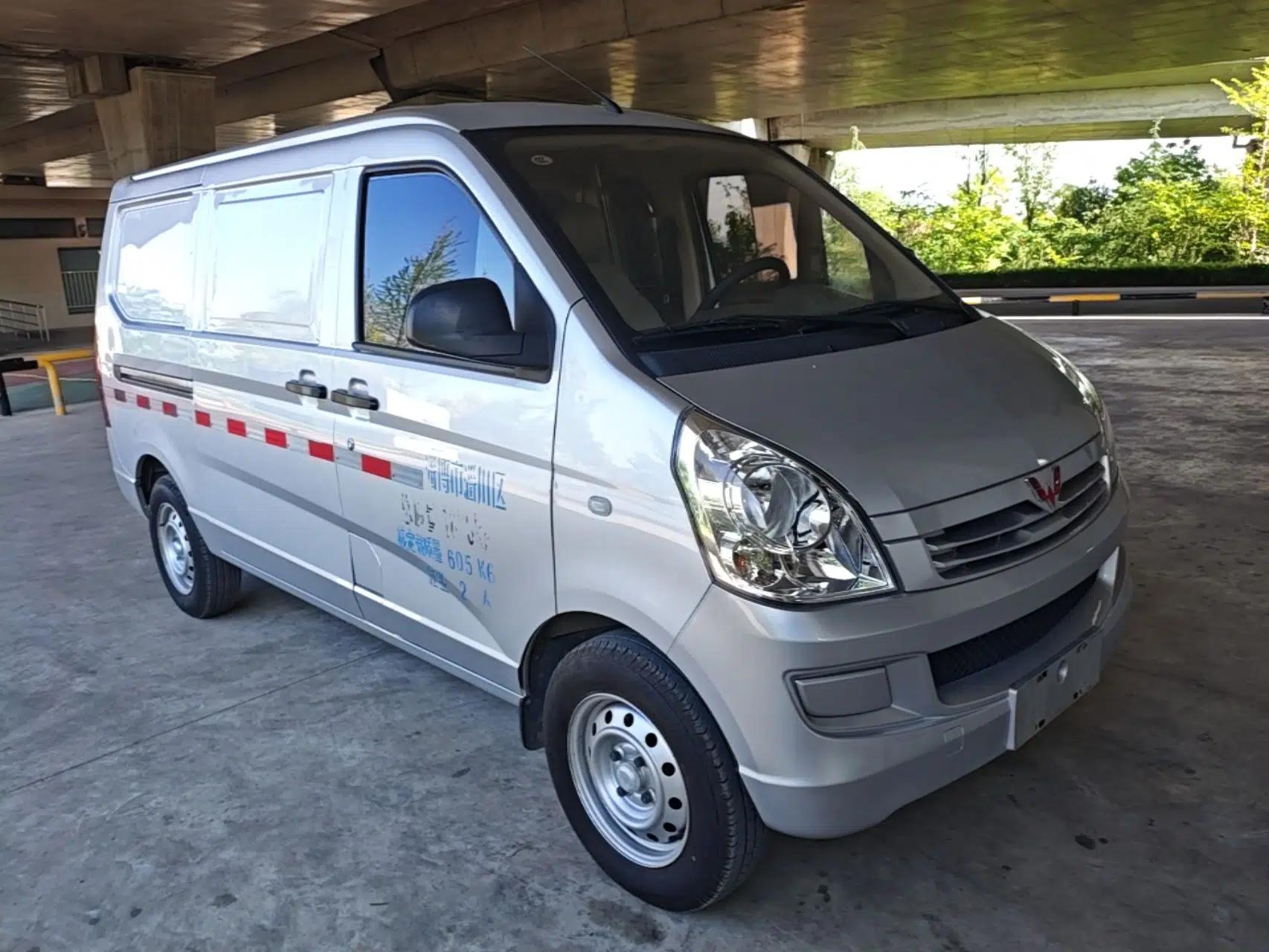 Used Wuling Rongguang S 2023 1.5L Basic Enclosed-Window Vehicle 2 Seats — миниатюра 3
