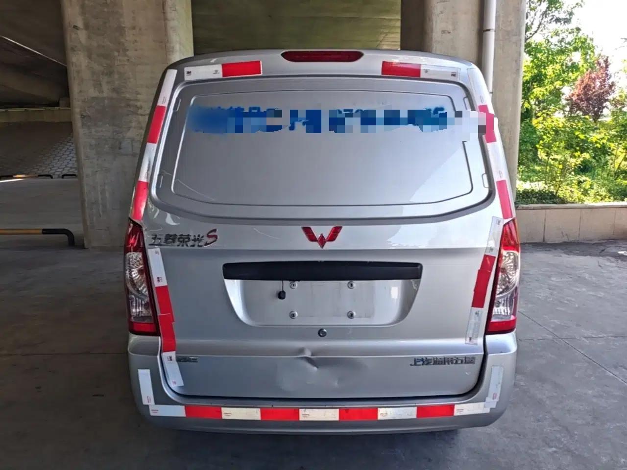 Used Wuling Rongguang S 2023 1.5L Basic Enclosed-Window Vehicle 2 Seats — миниатюра 5