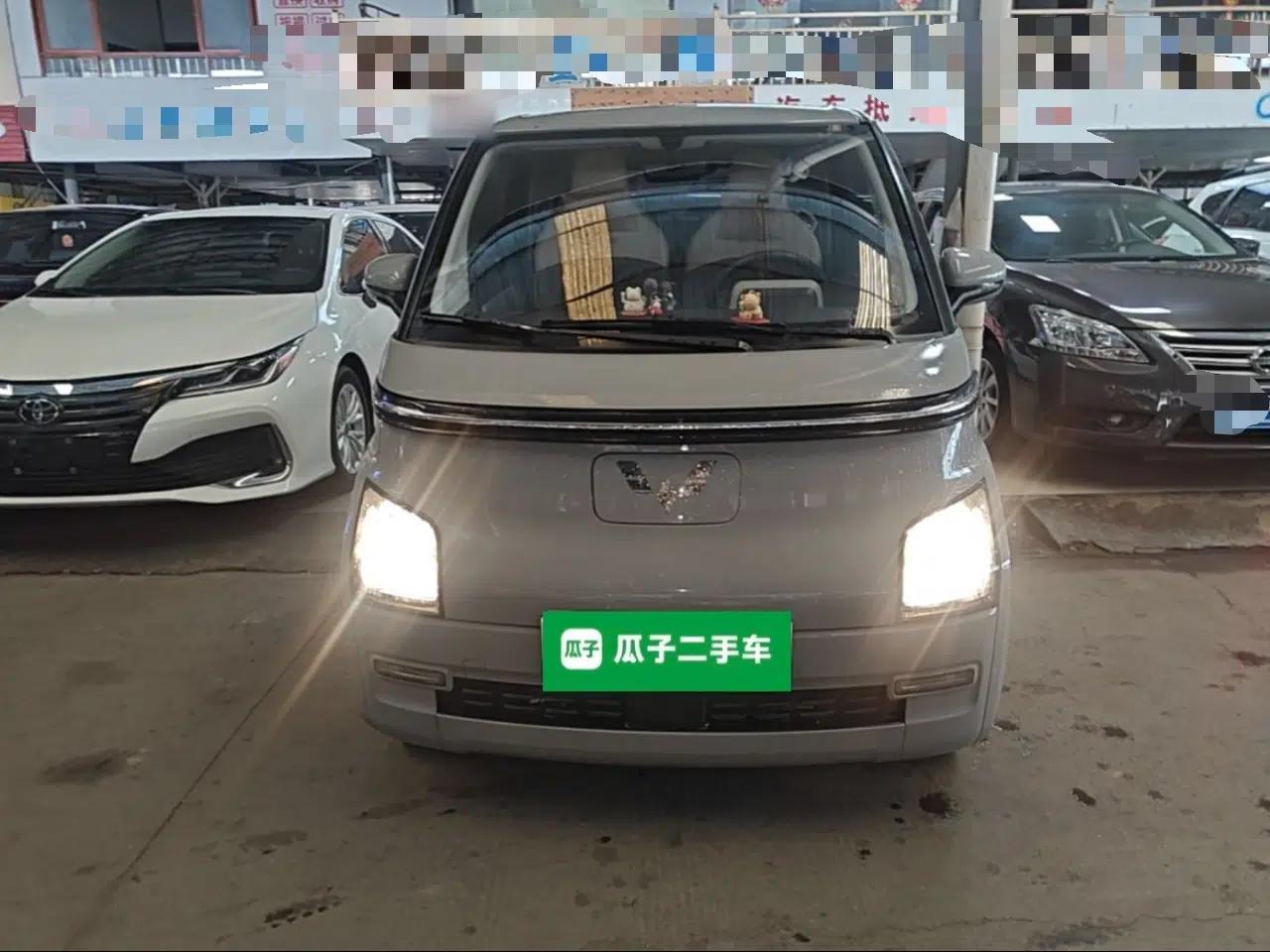 Used Wuling Air ev 2023 - Four Seats - Standard Edition — миниатюра 2