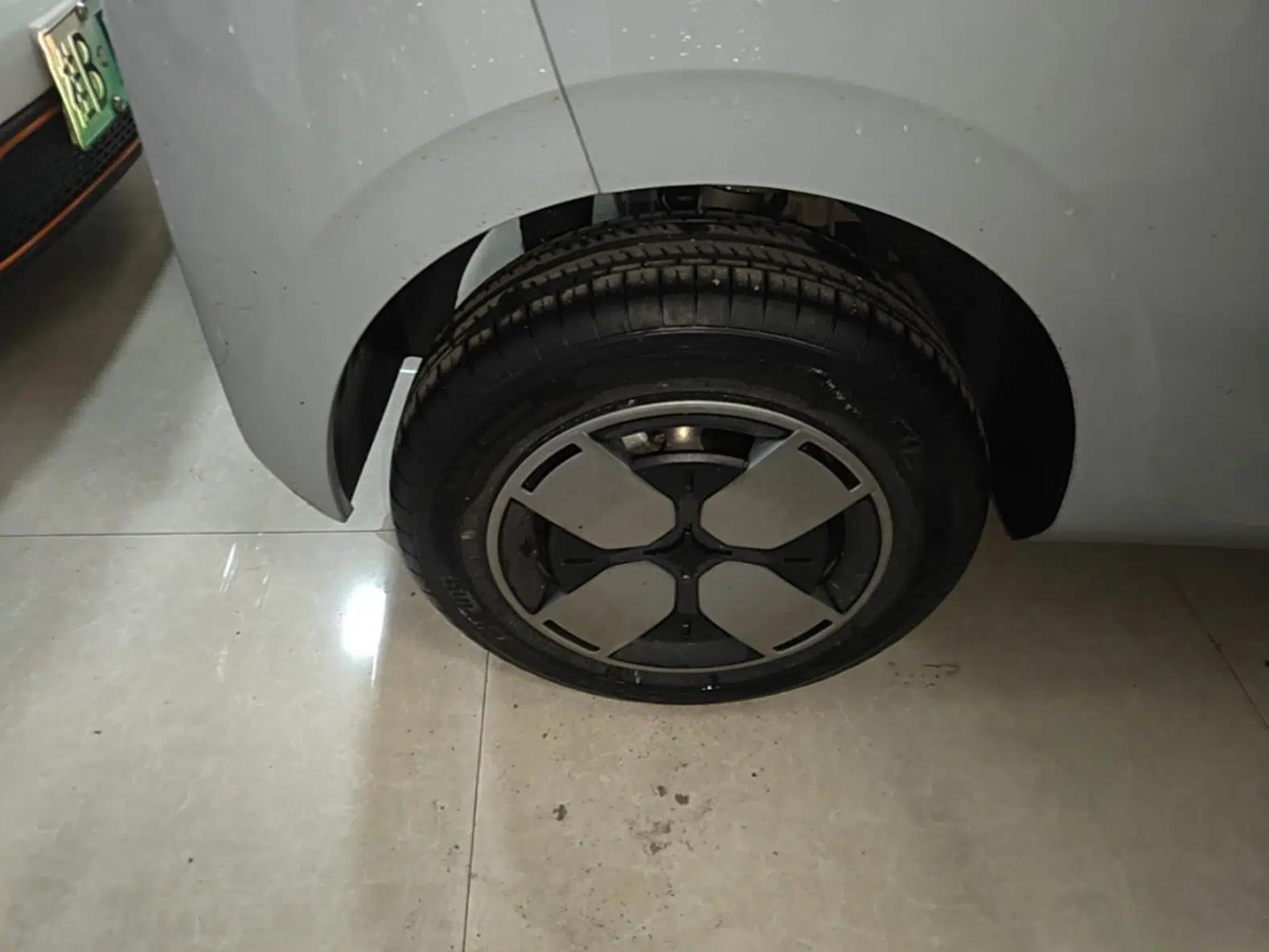 Used Wuling Air ev 2023 - Four Seats - Standard Edition — миниатюра 11