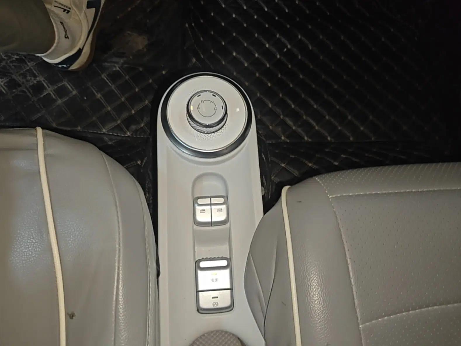 Used Wuling Air ev 2023 - Four Seats - Standard Edition — миниатюра 16