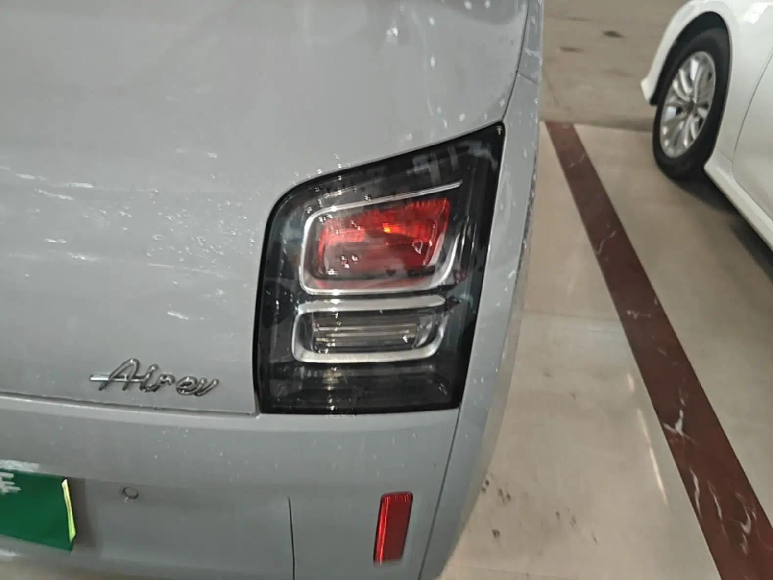 Used Wuling Air ev 2023 - Four Seats - Standard Edition — миниатюра 9