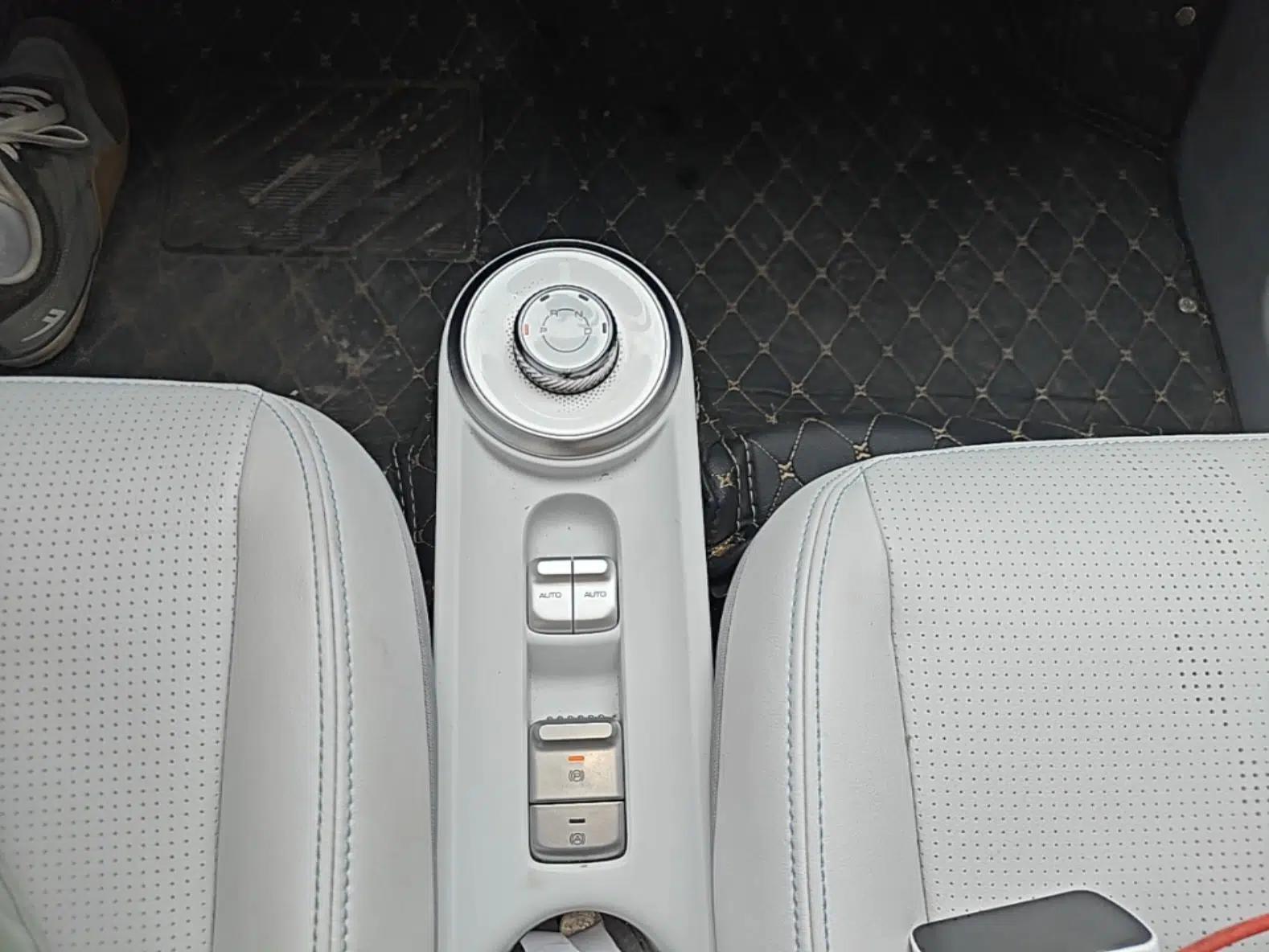 Used Wuling Air ev 2023 - Four Seats - Advanced Edition — миниатюра 16