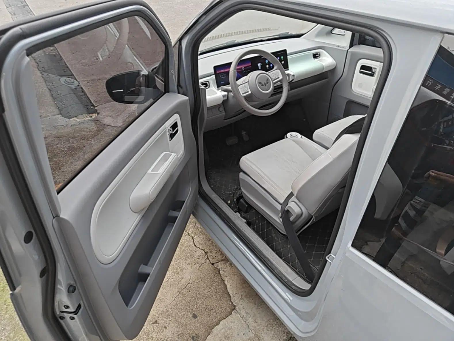 Used Wuling Air ev 2023 - Four Seats - Advanced Edition — миниатюра 18