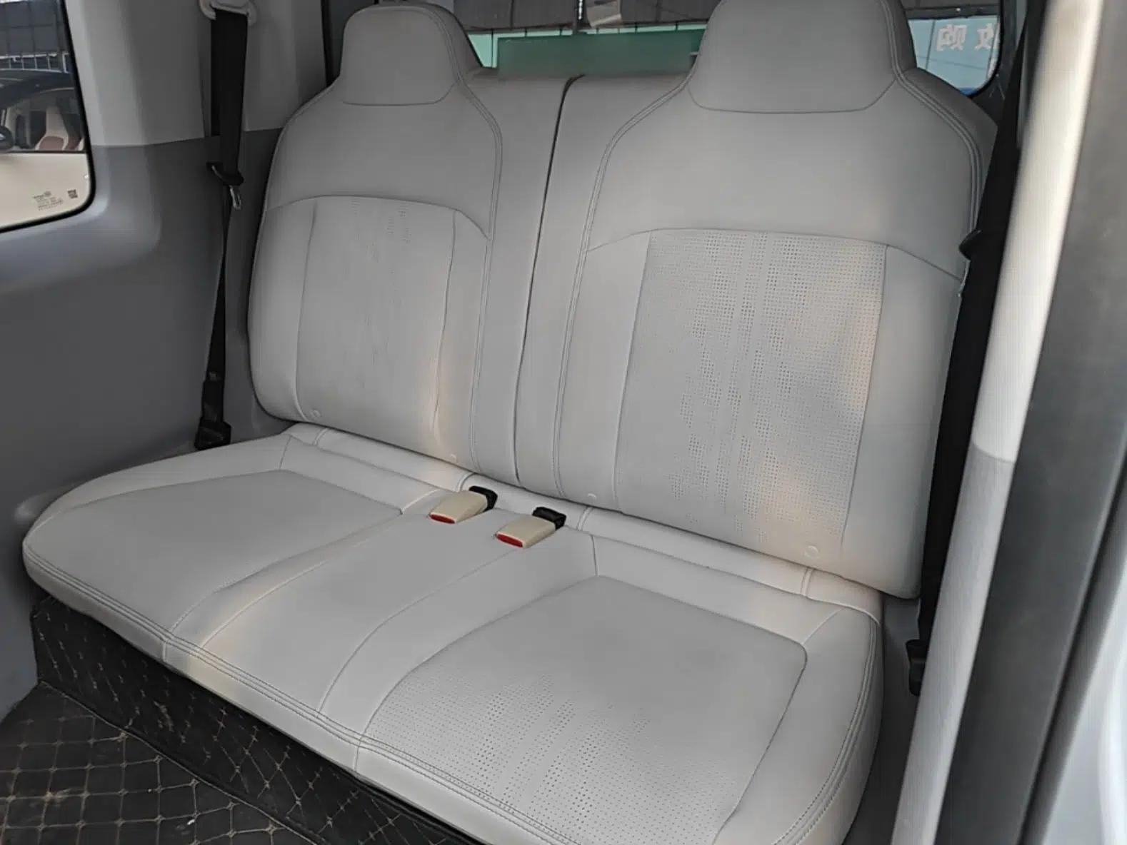 Used Wuling Air ev 2023 - Four Seats - Advanced Edition — миниатюра 20