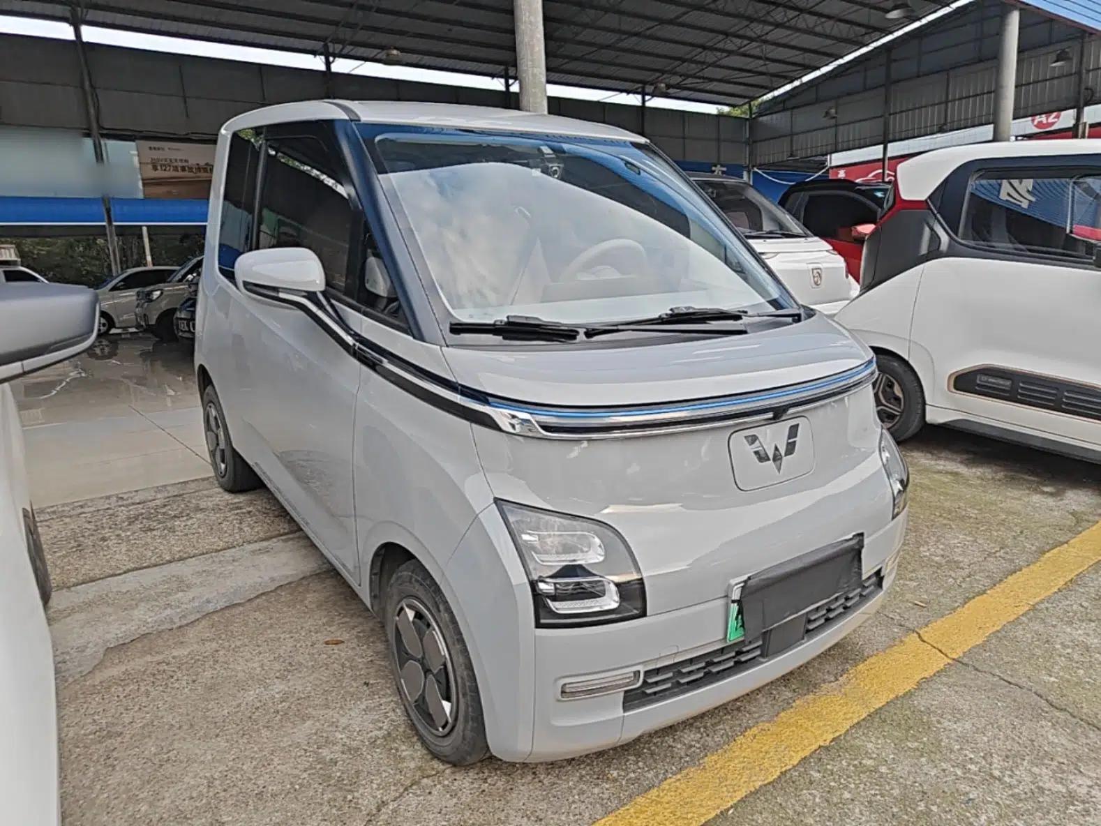 Used Wuling Air ev 2023 - Four Seats - Advanced Edition — миниатюра 3