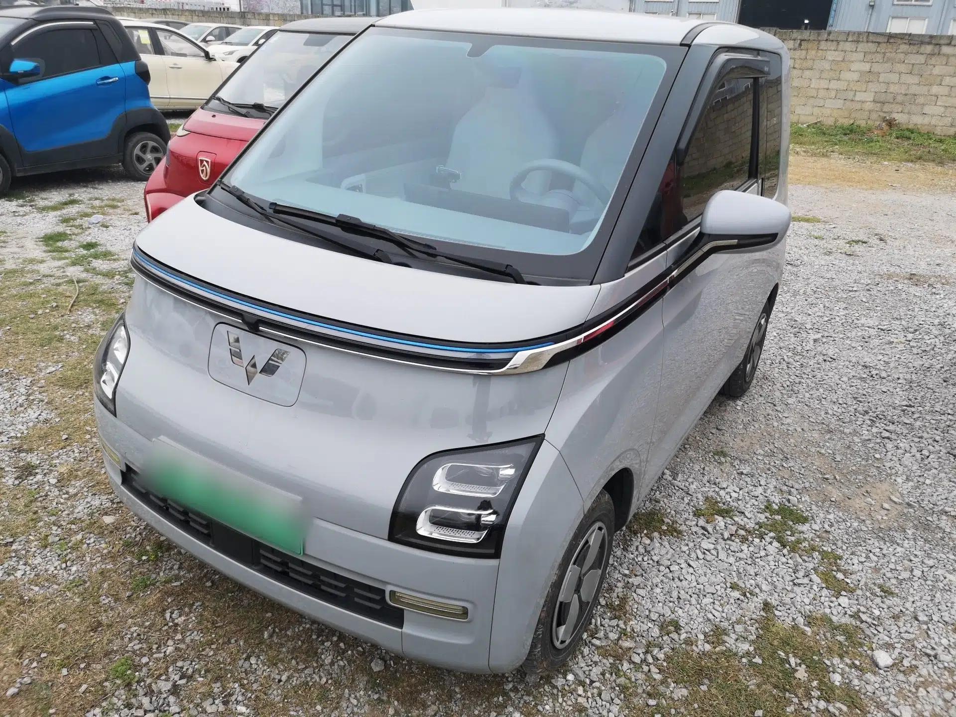 Used Wuling Air ev 2023 - Four Seats - Advanced Edition — миниатюра 1
