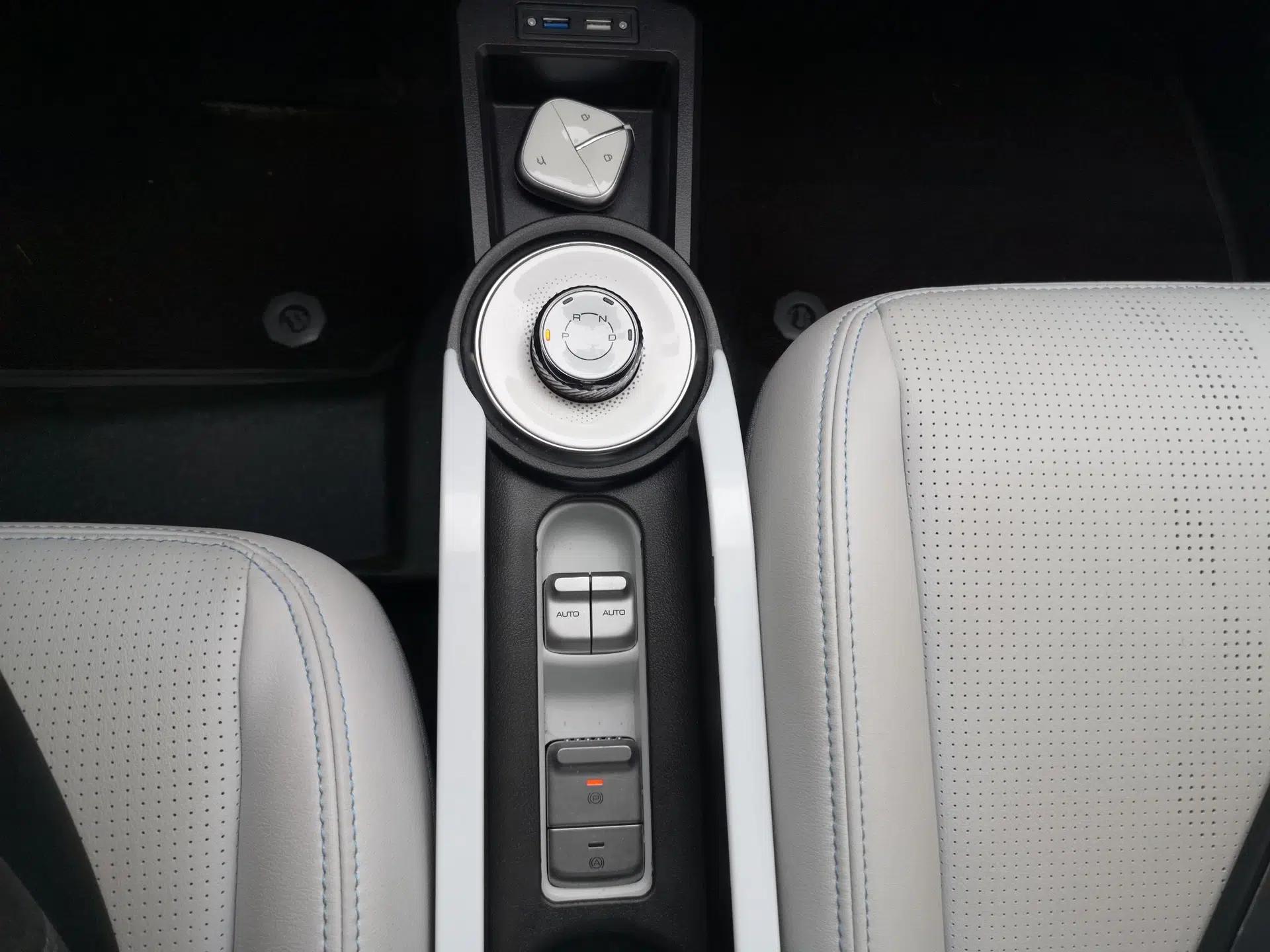Used Wuling Air ev 2023 - Four Seats - Advanced Edition — миниатюра 16